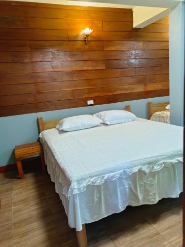 2 king beds