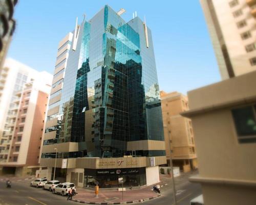 Strips Partition Room Al barsha 1 Near MOE Metro, Дубай (фото 7)