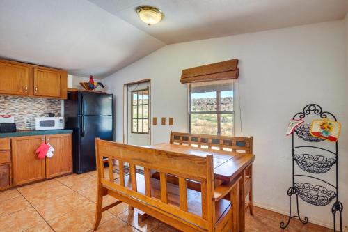Santa Rosa Home with Mtn View and WiFi - Near Blue Hole - image 10