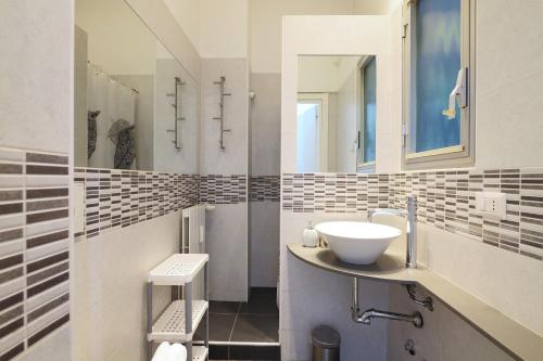PrimoPiano - Ozanam, Milan (photo 10)