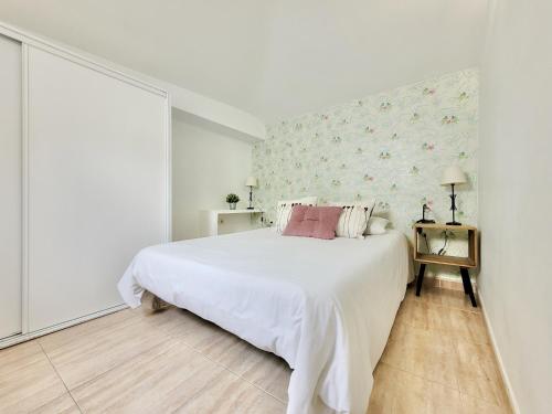 Miranda Penthouse AD with FREE PARKING