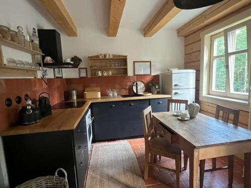 Chalupa Záskalí (Chalupa Zaskali) in Nove Hrady U Skutce