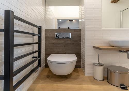 The Pod at The Heaning Estate The Pod at The Heaning Estate