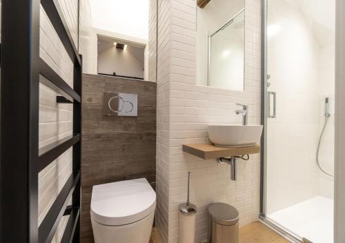 The Pod at The Heaning Estate The Pod at The Heaning Estate