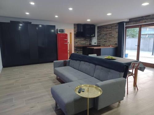 Instalaciones, Chalet El Maset in Tarrega