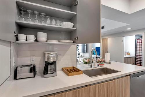 7 Large Down Town Santa Monica Apartment in Los Angeles (CA)