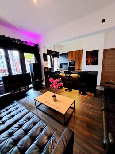 共用Lounge/電視區, Chambre dans une maison d'hote in 昂格勒爾