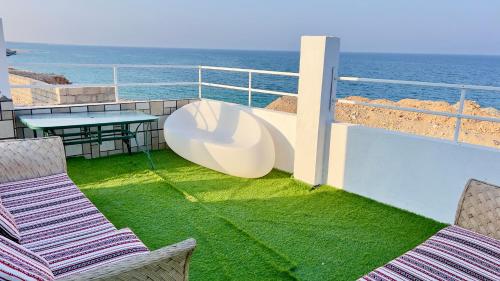 Wadi Shab Beach House in طيوي