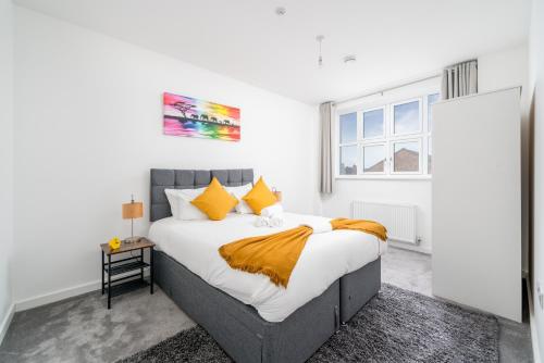 Luxury 2 Bedroom Apartment Free Parking, Netflix, Sleeps 6 - Watford