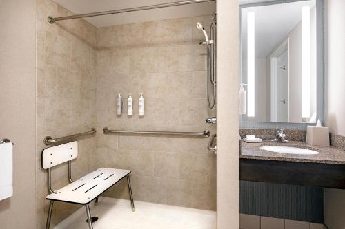 Hilton Garden Inn Cleveland Downtown - image 6