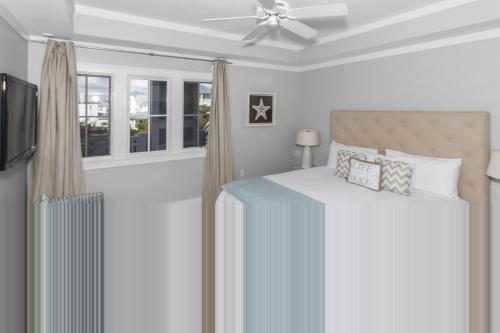 Three-Bedroom Apartment image 10