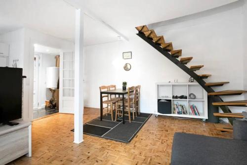 Lejlighed/rækkehus med adgang til pool. in Kirke-Hyllinge