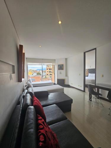 498969363 Hotel 104 Art Suites