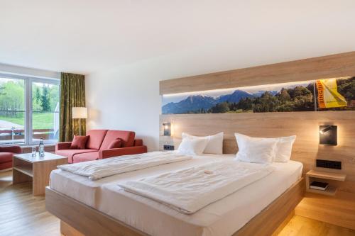 Comfort Double Room with Balcony and Mountain View