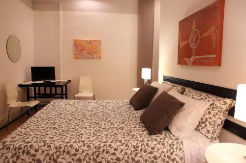 GUESTHOUSE GRANDI STAZIONI _ bari centro s.l._ in Bari