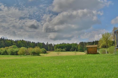 Heumanns Blockhaeuser am Wald