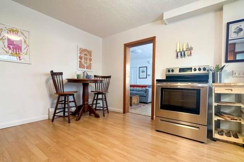 Whimsical apartment near downtown Winooski