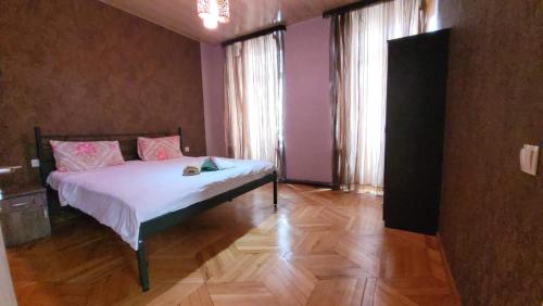 KIEV ROAD APARTMENT – Tbilisi, MA