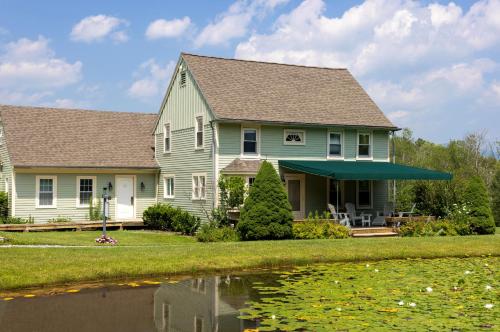 5 bedrooms, 8 beds