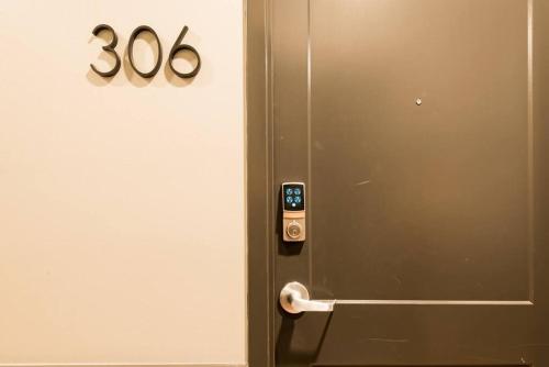 Trendy Condo! Close to everthing Downtown in Birmingham, USA