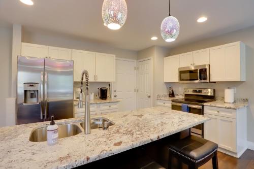 Updated Spacious Home - 8 Mi to Dtwn Denver! - image 7