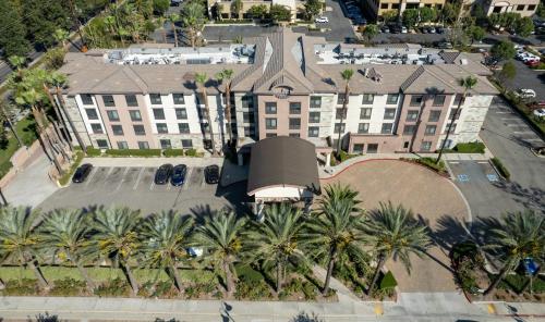 Country Inn & Suites by Radisson, Ontario at Ontario Mills, CA