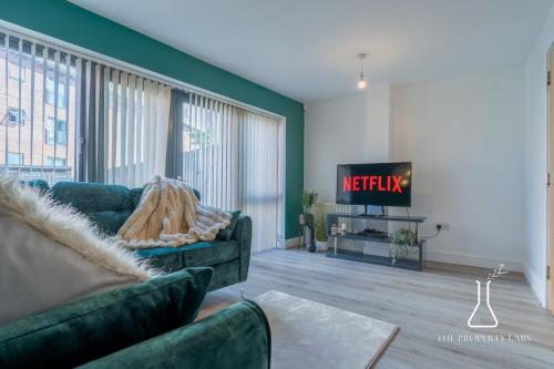 Luxury Birmingham City Centre Townhouse with BALCONY- Sleeps 10 - FREE Parking - Perfect for Contractors, Business Travellers, Families and other Groups - Near Bullring, Newstreet, Selfridges, NEC, NIA & Birmingham airport, Birmingham (fotografie 5)