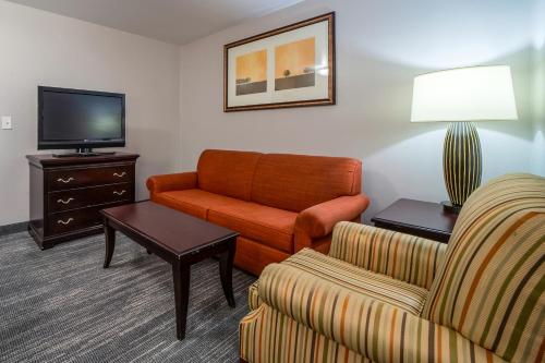 Country Inn & Suites by Radisson, Ontario at Ontario Mills, CA