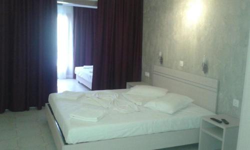 One-Bedroom Apartment (2 Adults + 2 Children) image 10