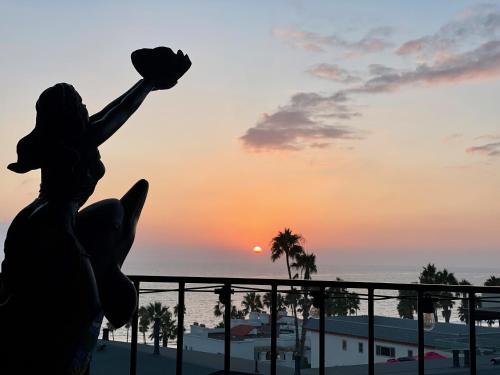 SurfView VR - Best Ocean and Pier View, 5 mins to Beach, Cozy Patio, Pet Friendly, San Clemente (Foto 11)
