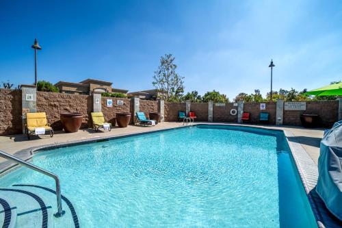 Country Inn & Suites by Radisson, Ontario at Ontario Mills, CA