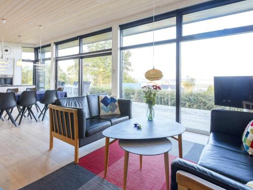 8 person holiday home in L gstrup