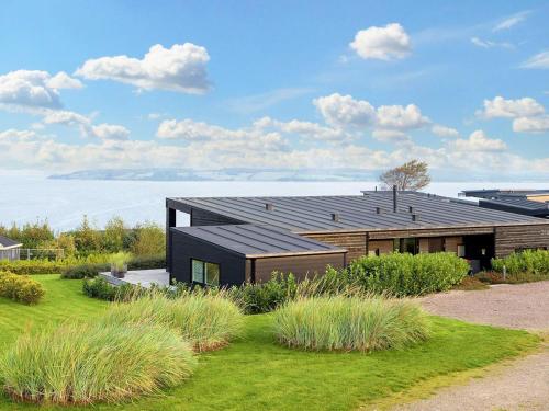 8 person holiday home in L gstrup