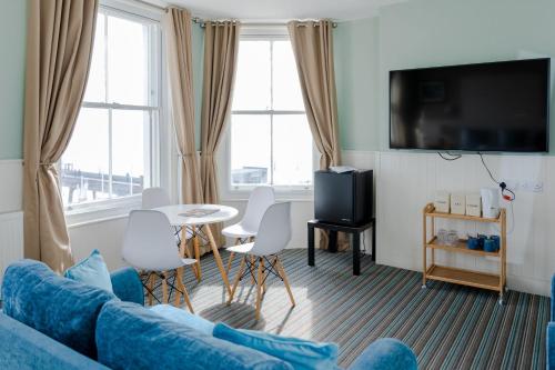 The Clarendon Hotel - image 4