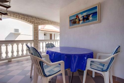 Apartments in Mali Losinj 14882 - image 3