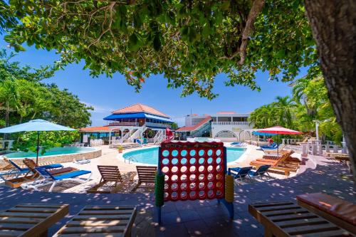 منتجع وسبا فرانكلين دي شامل الكل (Franklyn D Resort & Spa All Inclusive) in رن أواي باي