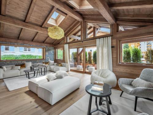 Chalet de luxe à 2 pas des pistes avec piscine, sauna et salle de sport - FR-1-569-134 gîte à louer Megève