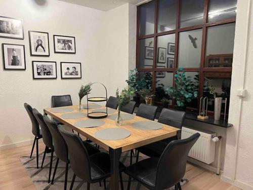 Villa Höpen 125qm 4 Schlafzimmer Citynah 5 Zi. Parkplatz Terasse WIFI