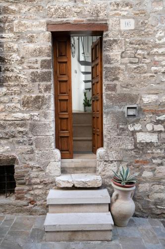  Casa Stella appartamento in centro su 3 piani ingresso indipendente in Gubbio