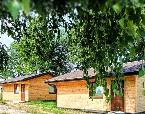 2 bedrooms, 4 beds