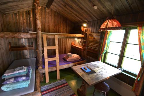 room detail thumbnail 0