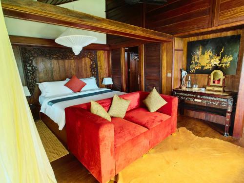 Devi Kampot Resort at Phum Kampot Room Type - Junior Suite with Terrace