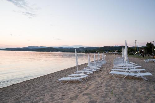 Eco Green Living in Toroni