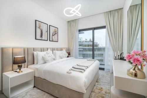 Vogue Sobha Hartland lush oasis near Downtown in Nad Al Sheba