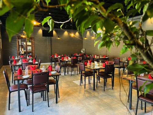 Restaurante, Nilawin Hotels & Resorts in Chilaw