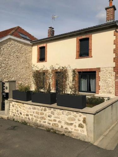 Agréable maison petit jardin à 7 minutes de Reims - Location saisonnière - Pargny-lès-Reims