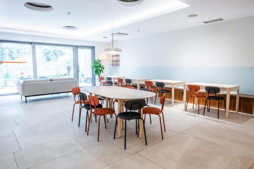 Rooms 23 - FLOK Petrova 3