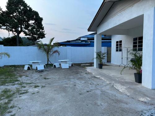 Cantik-La Homestay Kolam Kuala Terengganu 3 Bilik in Bukit Payong