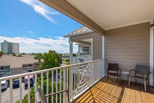 Beach Haven- Beach Pointe 703 near Crab Trap