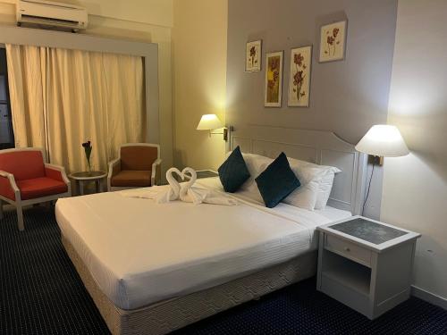 Paradise by the Sea in Penang by Veron at Rainbow Paradise